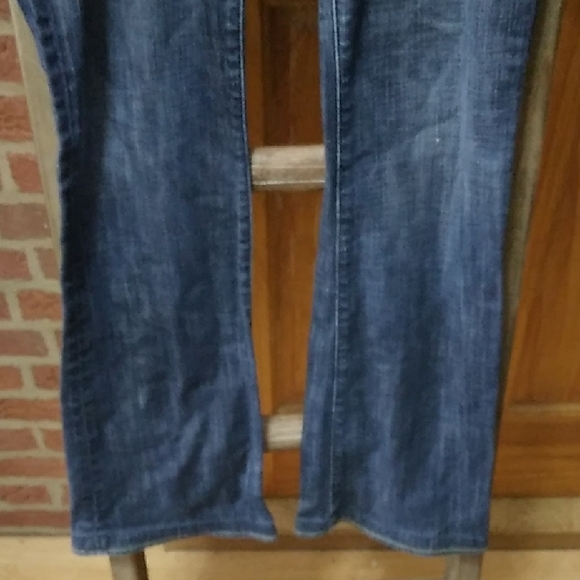 Women's Rock & Republic Jeans - Picture 2 of 16